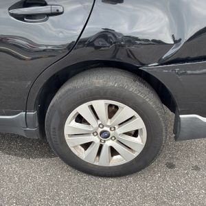 2019 Subaru OUTBACK 2.5I PREMIUM thumbnail 18