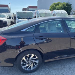 2017 Honda CIVIC EX — фото 9