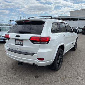 JEEP GRAND CHEROKEE - 8