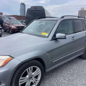 MERCEDES-BENZ GLK - 2