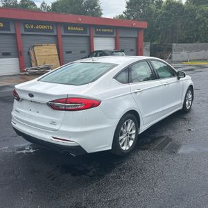 FORD FUSION SE - 8