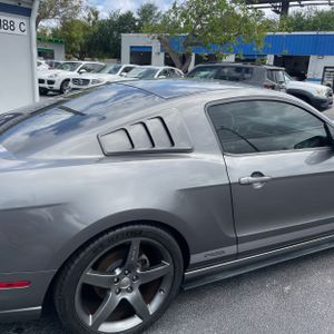 FORD MUSTANG V6 PREMIUM - 9