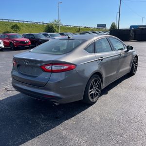 FORD FUSION SE - 5