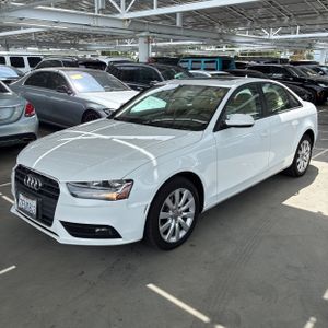 AUDI A4 2.0T PREMIUM - 1