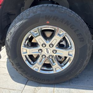 صورة مصغرة 15 لـ 2023 FORD F-150 LARIAT