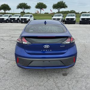 HYUNDAI IONIQ HYBRID LIMITED - 7