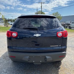 CHEVROLET TRAVERSE LS - 7