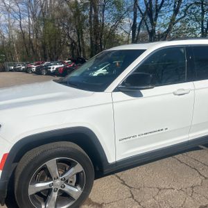 JEEP GRAND CHEROKEE L LIMITED - 2