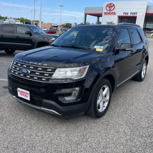 FORD EXPLORER XLT - 1