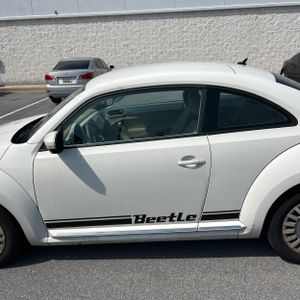 VOLKSWAGEN BEETLE 2.5L PZEV - 4