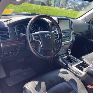 صورة 38 لـ 2017 Toyota LAND CRUISER BASE