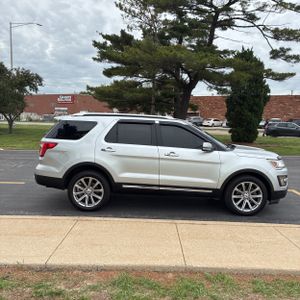 FORD EXPLORER LIMITED - 10