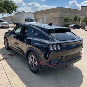 FORD MUSTANG MACH-E SELECT - 5