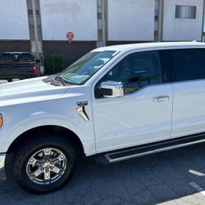 FORD F-150 LARIAT - 2