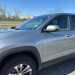 CHEVROLET EQUINOX LT - 2