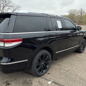 LINCOLN NAVIGATOR RESERVE - 9