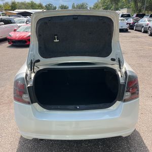 2012 Nissan SENTRA 2.0 SR 照片 40