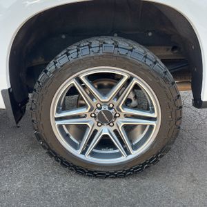 2021 Chevrolet SILVERADO 1500 LTZ — миниатюра 18