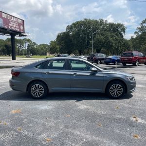 صورة 10 لـ 2019 Volkswagen JETTA SEL
