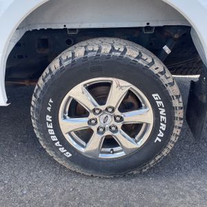 2018 FORD F-150 XLT thumbnail 18