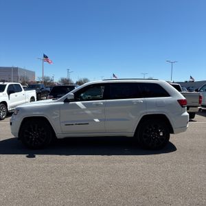 JEEP GRAND CHEROKEE ALTITUDE - 3