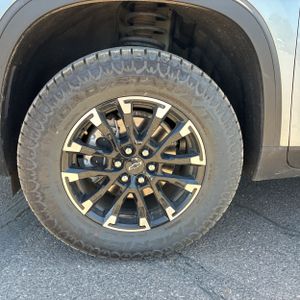 2025 Chevrolet TRAVERSE Z71 — миниатюра 17