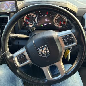 2016 RAM 3500 LARAMIE thumbnail 63