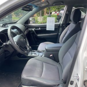 صورة مصغرة 36 لـ 2012 KIA SORENTO LX