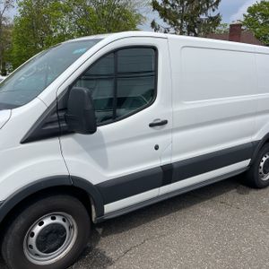 FORD TRANSIT 150 - 2