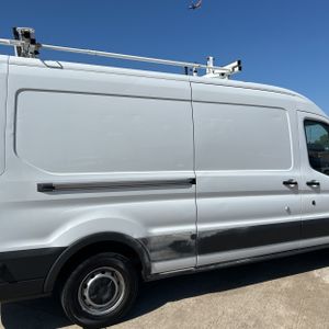 FORD TRANSIT 150 - 9