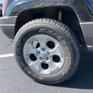 صورة مصغرة 17 لـ 2001 JEEP GRAND CHEROKEE LAREDO