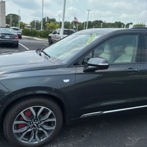 2023 Cadillac XT6 SPORT 照片 2