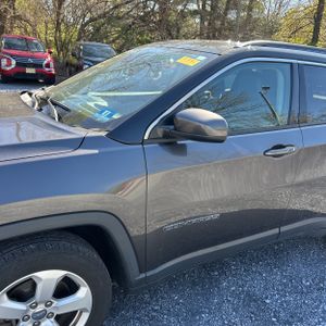 JEEP COMPASS LATITUDE - 2