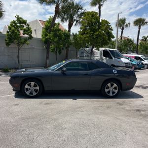 DODGE CHALLENGER SXT - 3