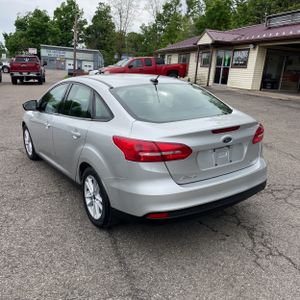 FORD FOCUS SE - 5