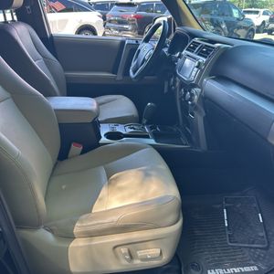 2016 Toyota 4RUNNER SR5 PREMIUM — фото 33