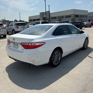 TOYOTA CAMRY - 8