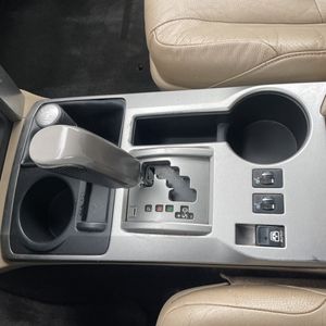 2011 Toyota 4RUNNER SR5 缩略图 62