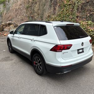 VOLKSWAGEN TIGUAN SE 4MOTION - 4