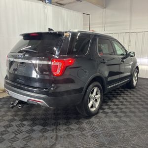 FORD EXPLORER XLT - 6