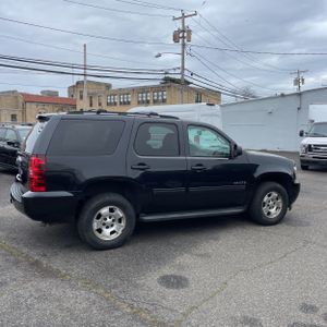 CHEVROLET TAHOE LS - 10