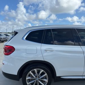 BMW X3 sDrive30i - 9