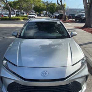 صورة 15 لـ 2025 Toyota CAMRY LE