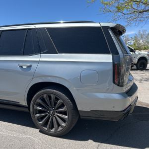 CADILLAC ESCALADE-V BASE - 6