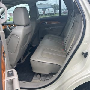 صورة مصغرة 33 لـ 2015 Lincoln MKX BASE