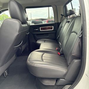 صورة مصغرة 37 لـ 2012 RAM 2500 LARAMIE