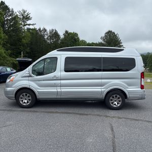 FORD TRANSIT 150 - 3