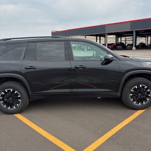 2025 Chevrolet TRAVERSE Z71 照片 11
