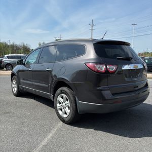 CHEVROLET TRAVERSE LS - 5
