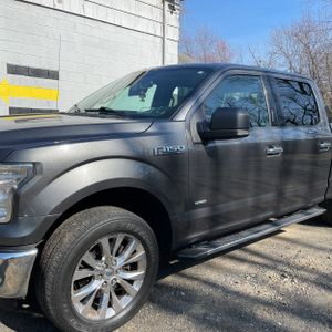 FORD F150 XLT - 2